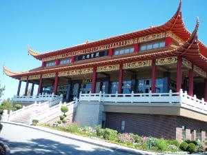 © Kristan Obeng Ling Yen Mountain Buddhist Temple - Chinese architecture on Canada's West Coast