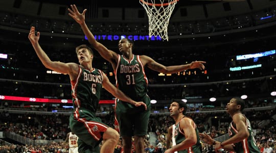 Milwaukee Bucks to relocate if no new arena by 2017.