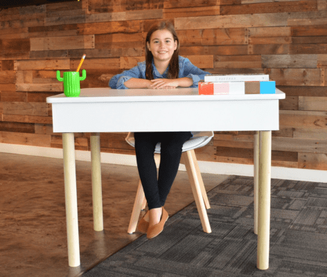 T3Expo school desks