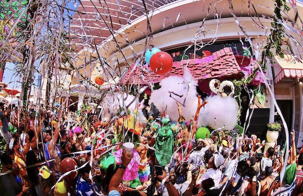 Art of the Wild at Encore Beach Club inside Wynn Las Vegas; Photo Credit: Danny Mahoney