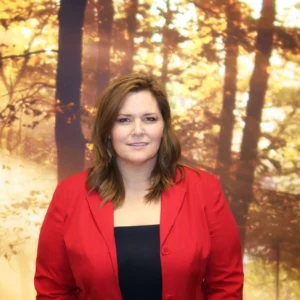Aluvision Welcomes Hollie Cardinal