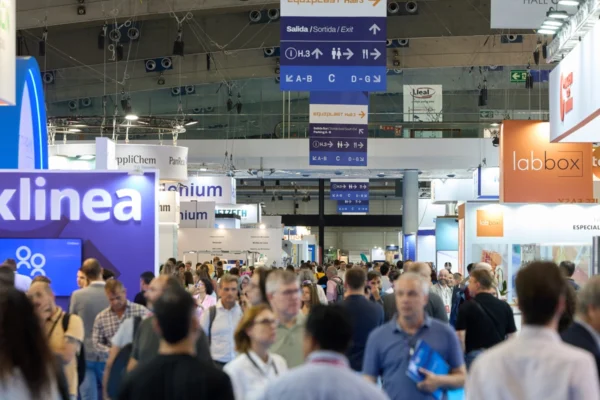 expoquimia-equiplast-fira-barcelona-show-floor