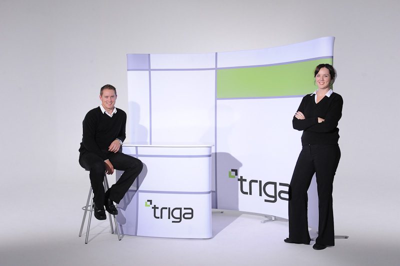 ecn_072013_triga-tension_fabric_display_and_stand