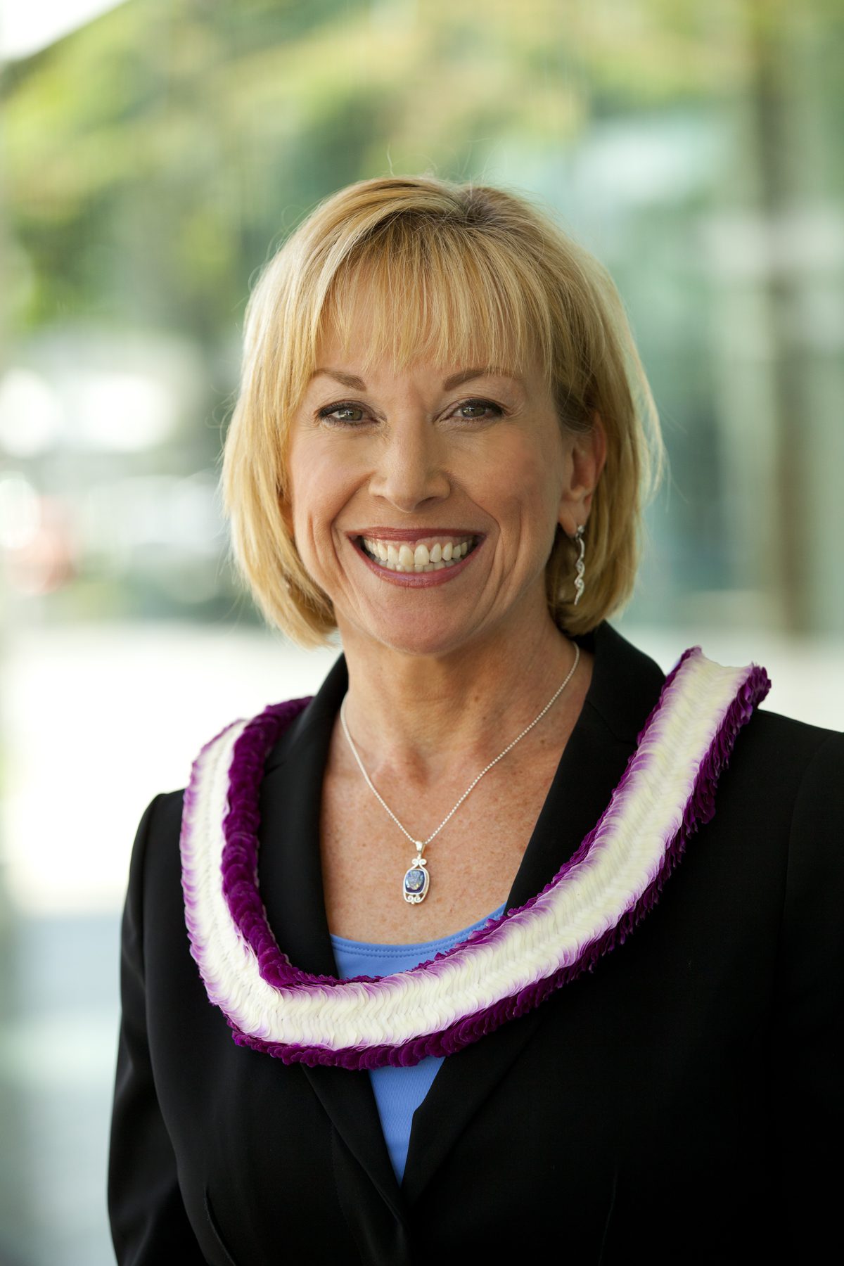 ecn_062013_pom_karen_hughes_hawaiicvb